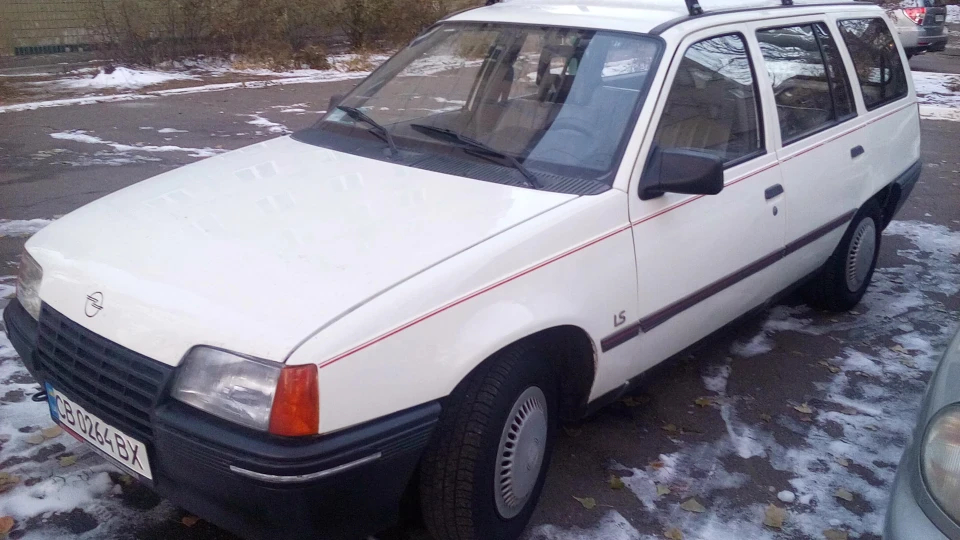 Opel Kadett White Wagon 1,3 2