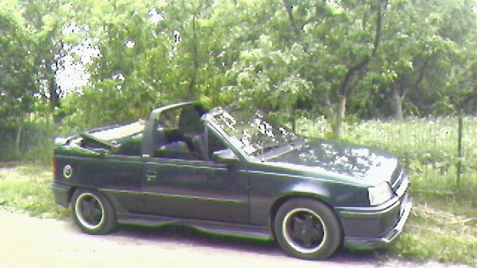 Opel Kadett BERTONE cabrio 2