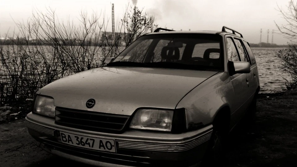Opel Kadett божевільний універсал)) 2
