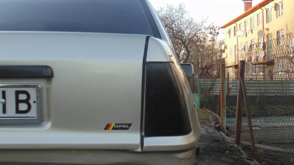 Opel Kadett Black edition 3