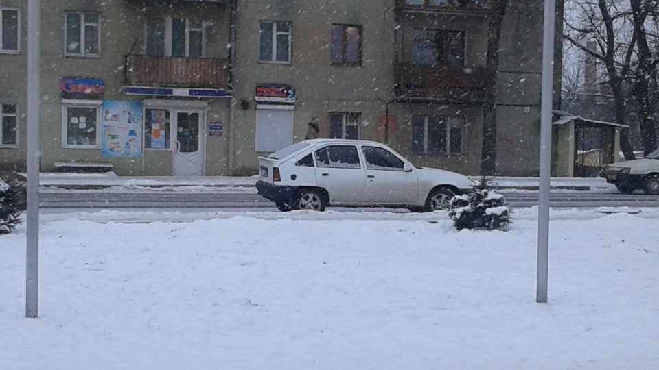 Opel Kadett Блонда 1.6i 2