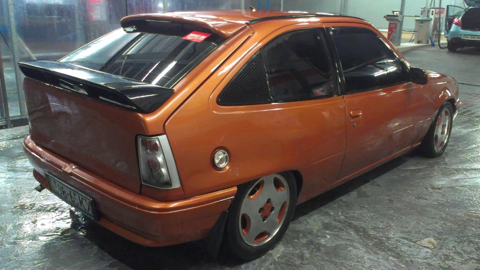 Opel Kadett C16SE