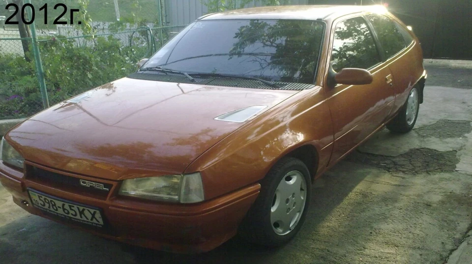 Opel Kadett C16SE 2