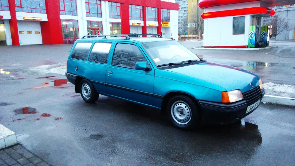 Opel Kadett C18NT Караван 5