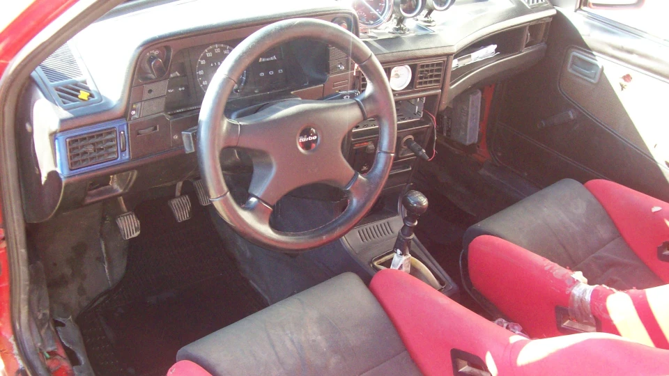 Opel Kadett C20LET запальничка 2