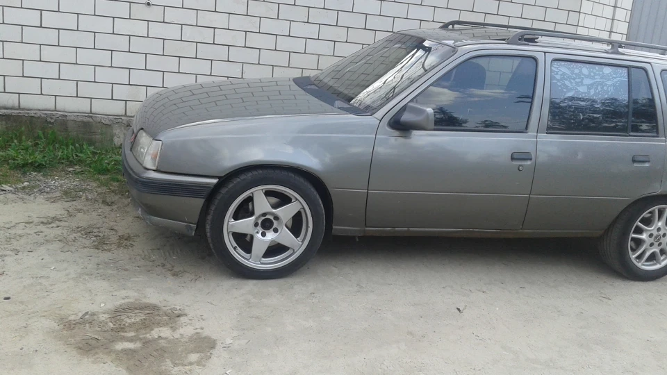 Opel Kadett c20xe let 3