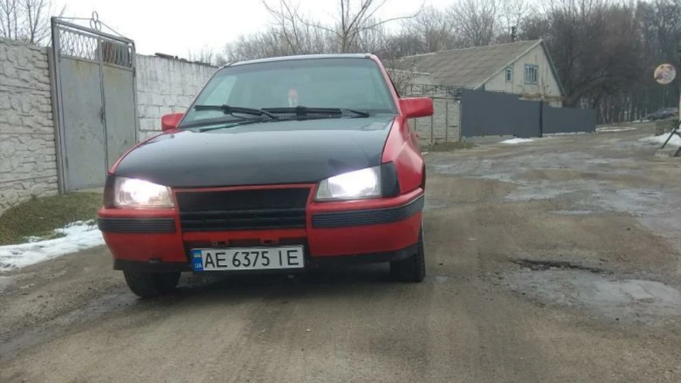 Opel Kadett C20He 3