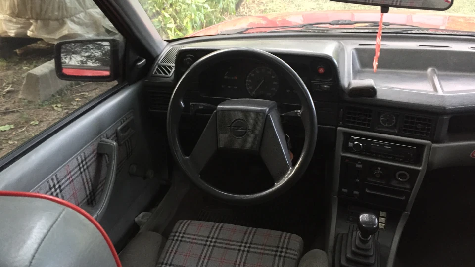 Opel Kadett Caravan 1.6N 🚗 4