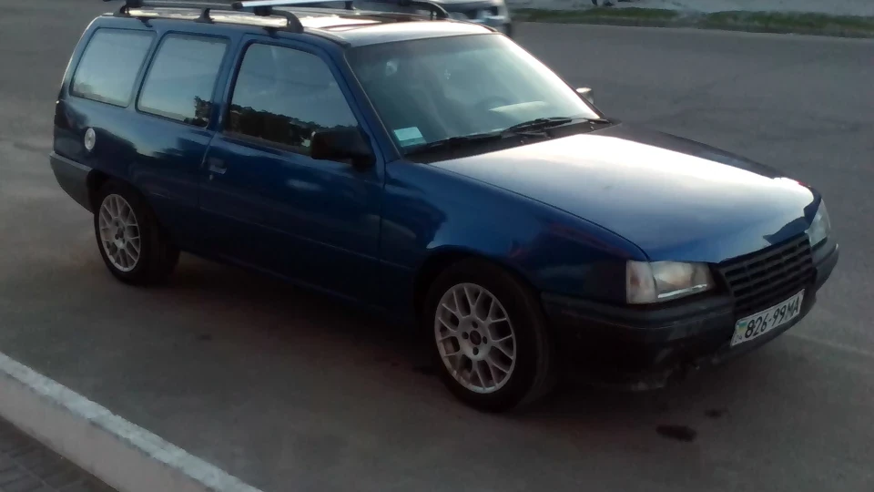Opel Kadett Caravan "Bad Girl" 3