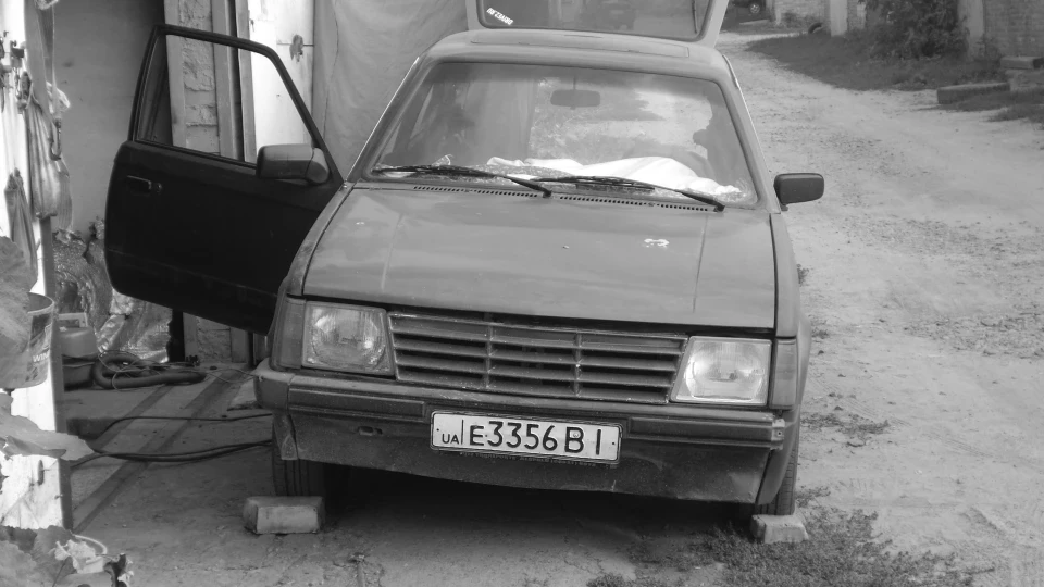 Opel Kadett D 1.2S 2