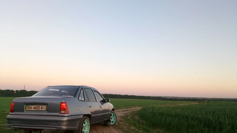 Opel Kadett ..::D@ew○○ R@cer::.. 5