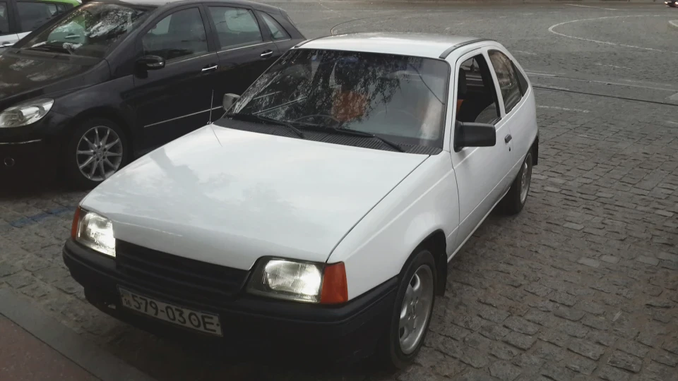 Opel Kadett E White Beauty 2