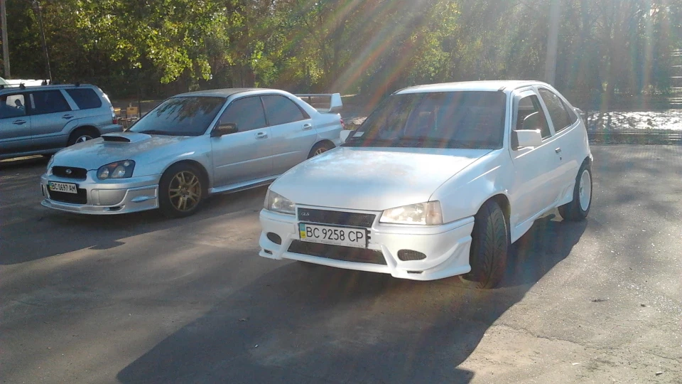 Opel Kadett GSI 1.8 White 3