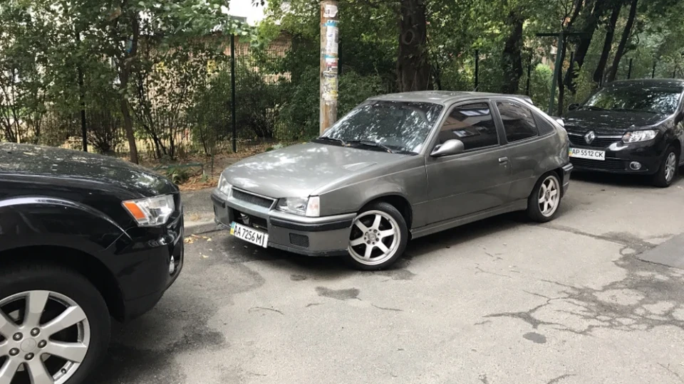 Opel Kadett Gsi 2.0 2