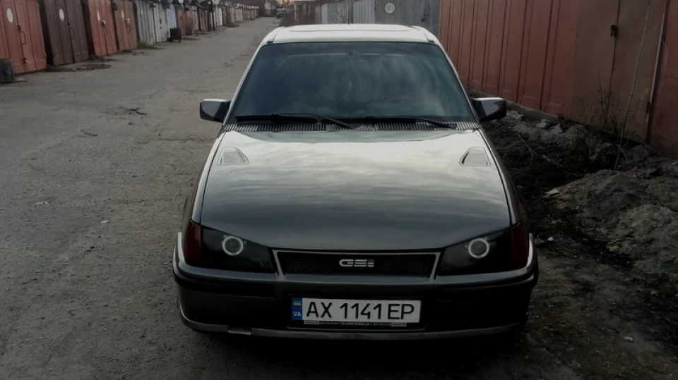 Opel Kadett GSI 20SEH 3