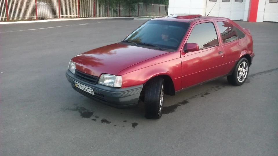 Opel Kadett GSI ReD BuLL 2