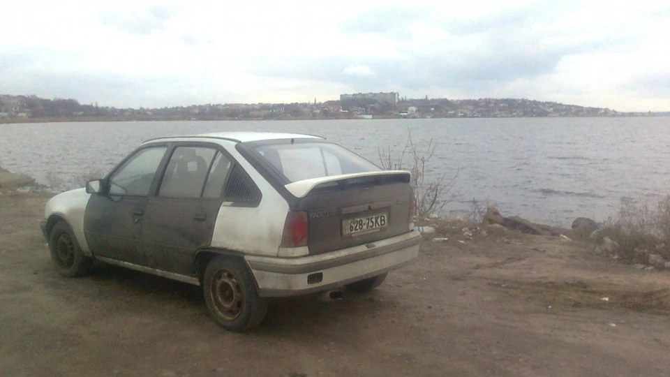 Opel Kadett GSi 2