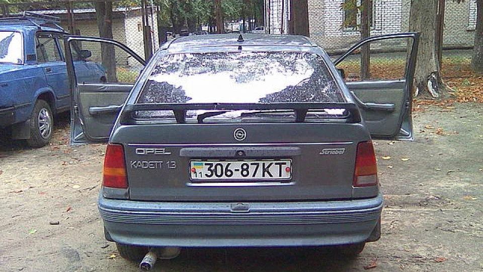 Opel Kadett Кадастра 3