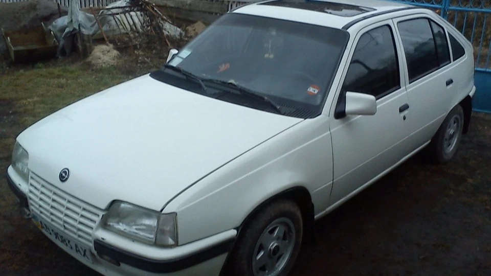 Opel Kadett класний струм дороблю 2