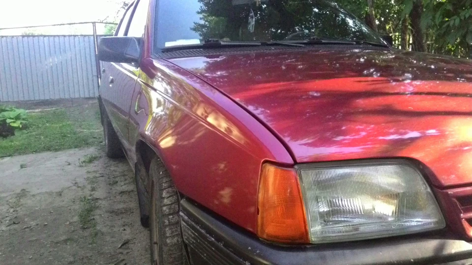 Opel Kadett красава