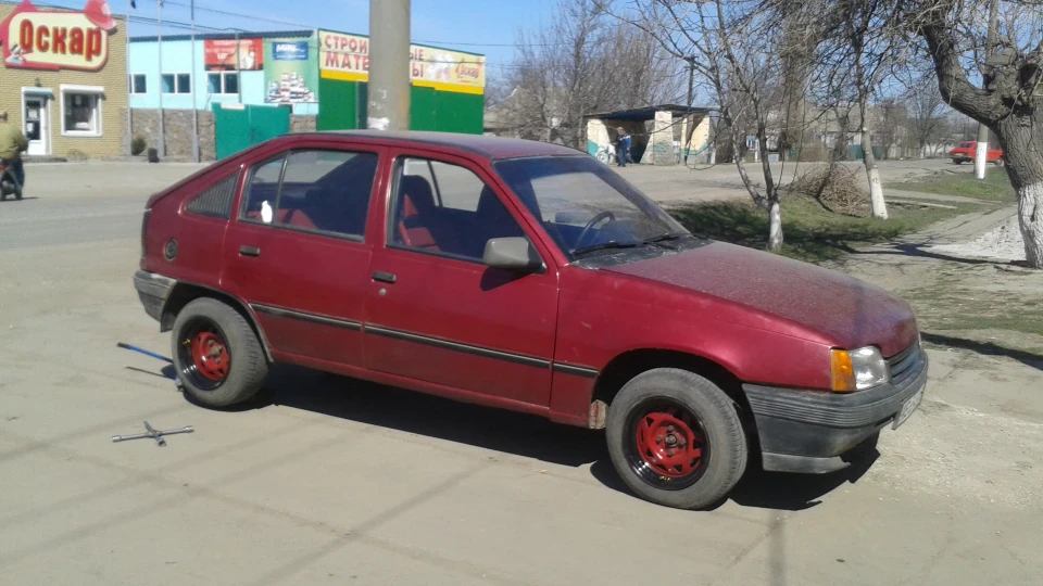 Opel Kadett Червоний фриц 1,6D 5