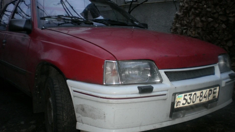 Opel Kadett червоний кадікккк