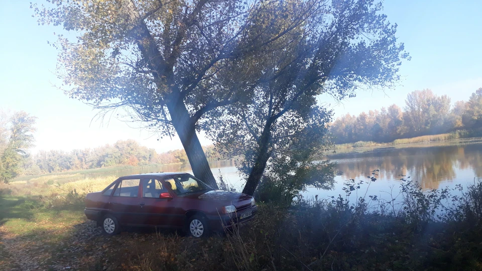 Opel Kadett червоний металік 2