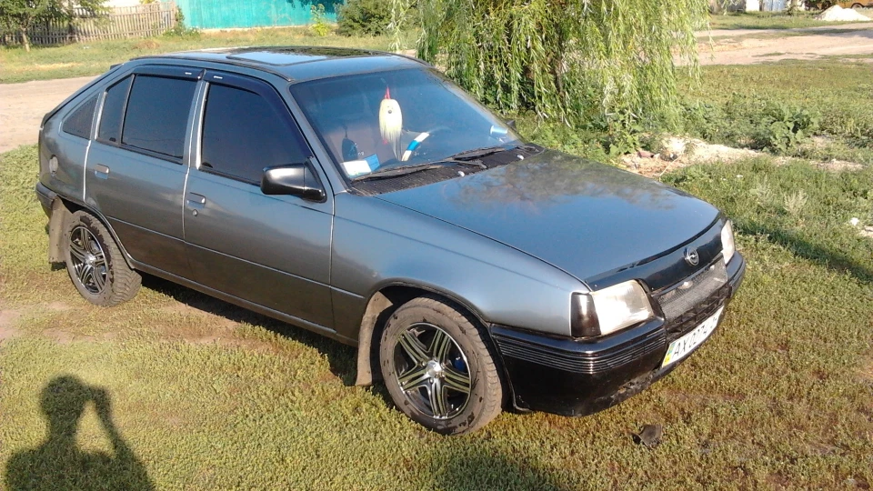 Opel Kadett Кварц 2