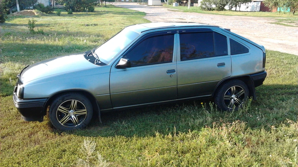 Opel Kadett Кварц 4