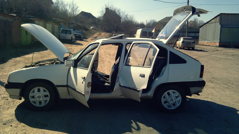 Opel Kadett Незабутня 5