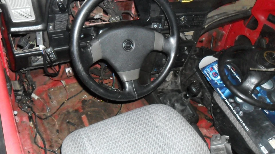 Opel Kadett OEM+ Style Karminrot 4