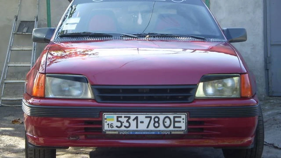 Opel Kadett прикольна запальничка 2