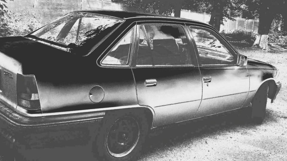 Opel Kadett проковтнення бензину