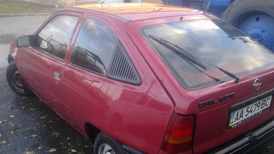 Opel Kadett RED 5