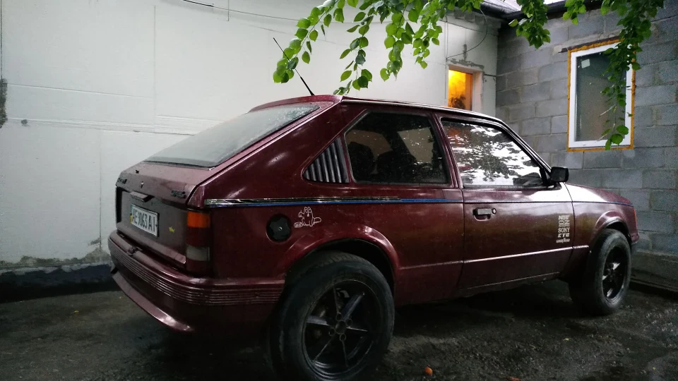 Opel Kadett red 2