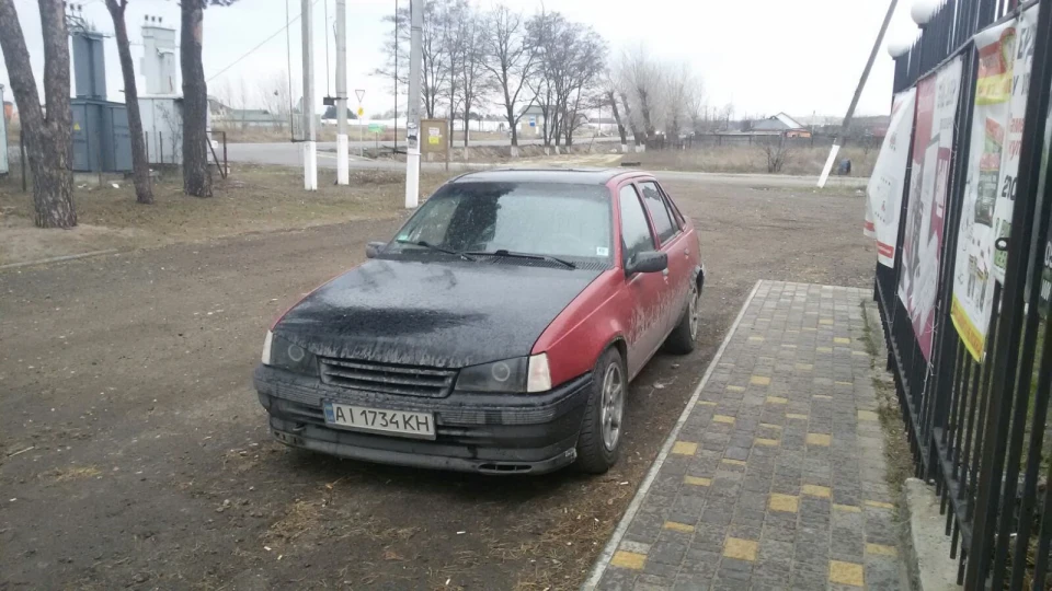 Opel Kadett Red&Black 2.0i