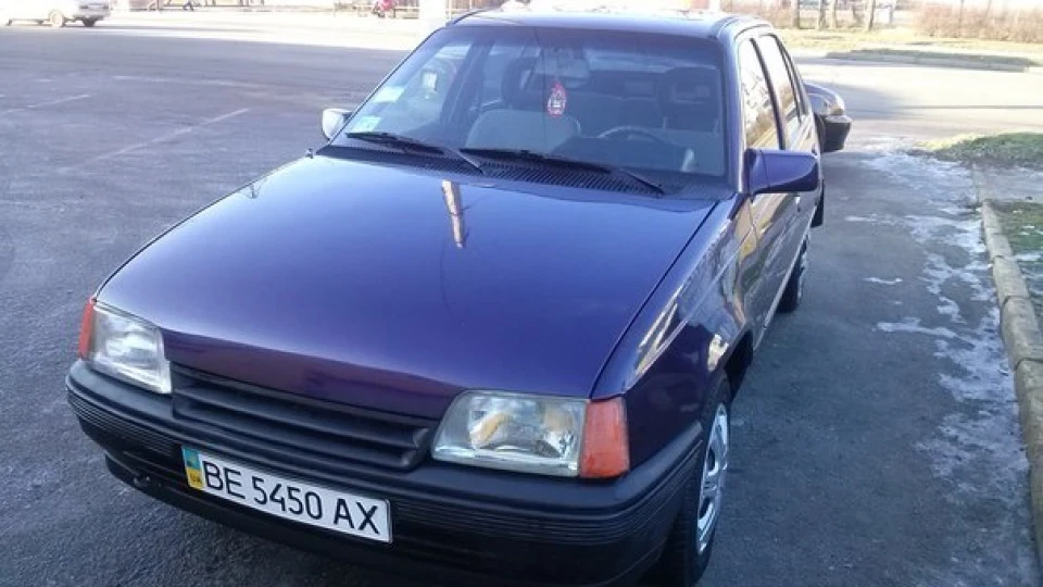 Opel Kadett С16NZ 2