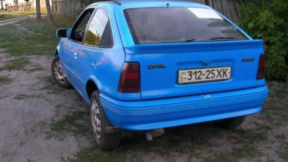 Opel Kadett сцука економний)))) 2