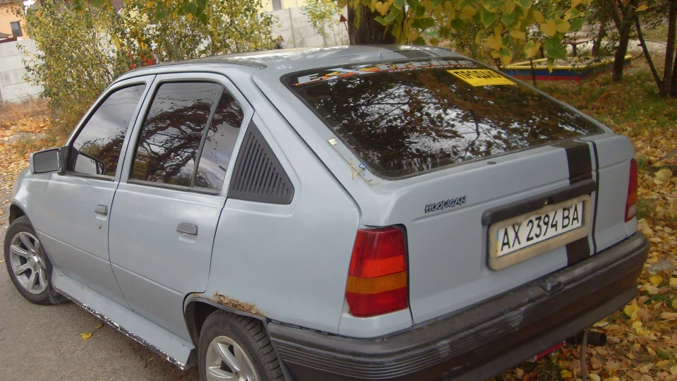 Opel Kadett сіра бестія 2