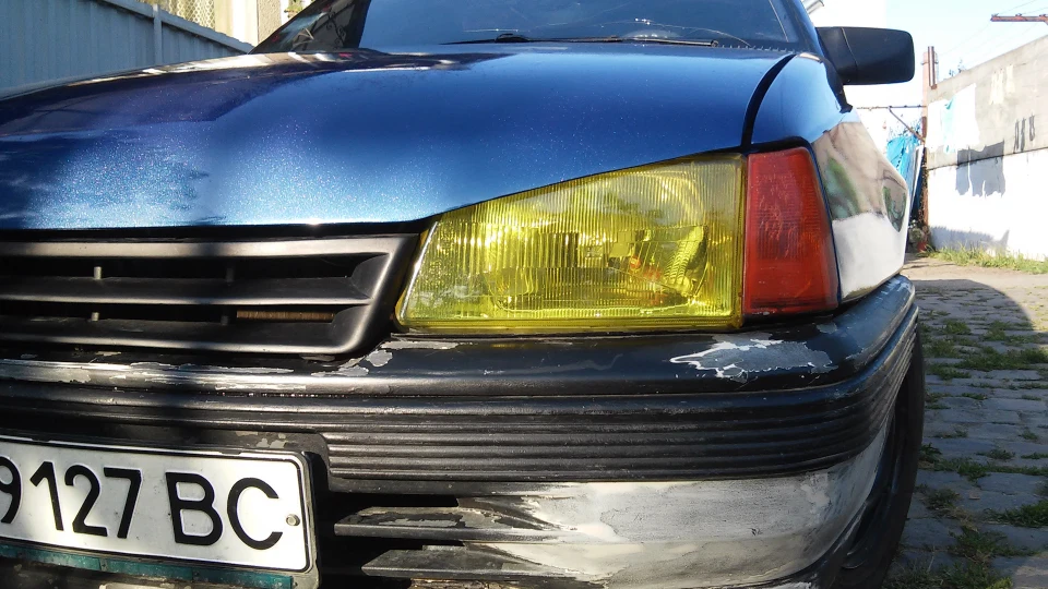 Opel Kadett синій корч VARILAY 4