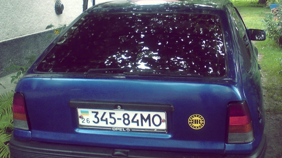 Opel Kadett Синій Лис