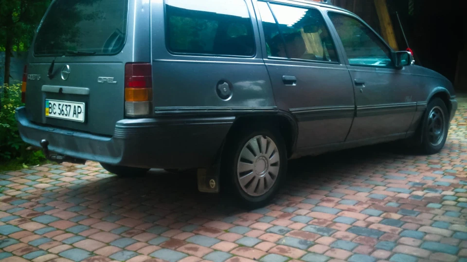 Opel Kadett Space Gray 3