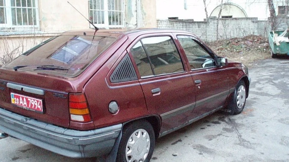 Opel Kadett трудяга 3