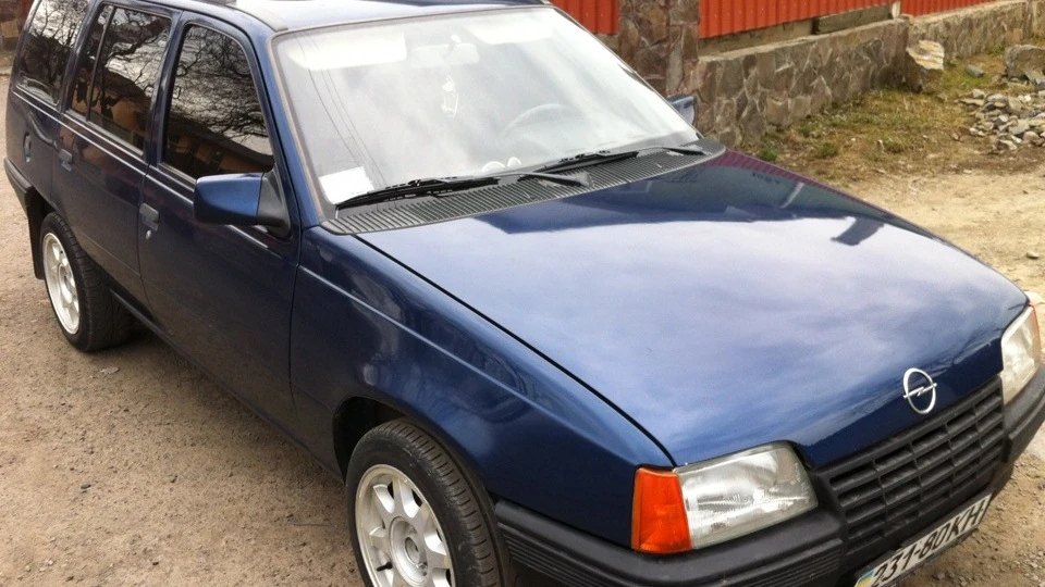 Opel Kadett труповоз 2