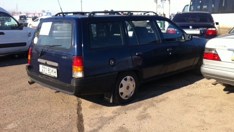 Opel Kadett труповоз 3
