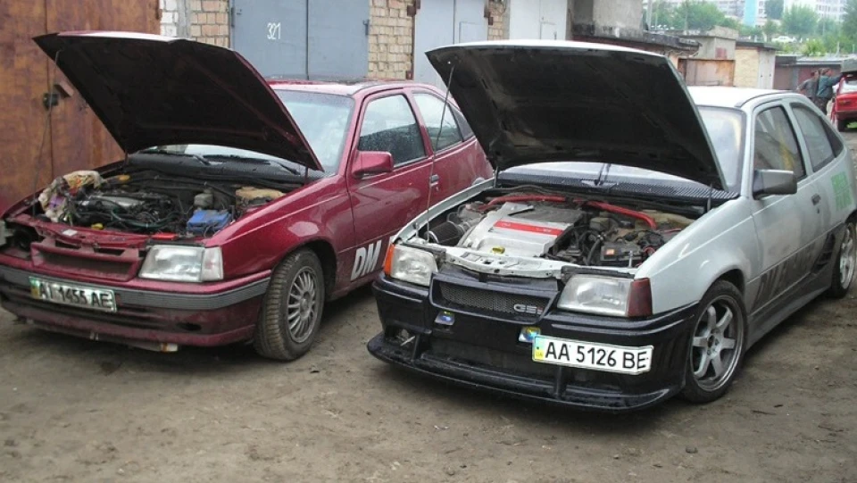 Opel Kadett V6 3.0 \ 2.0turbo 5