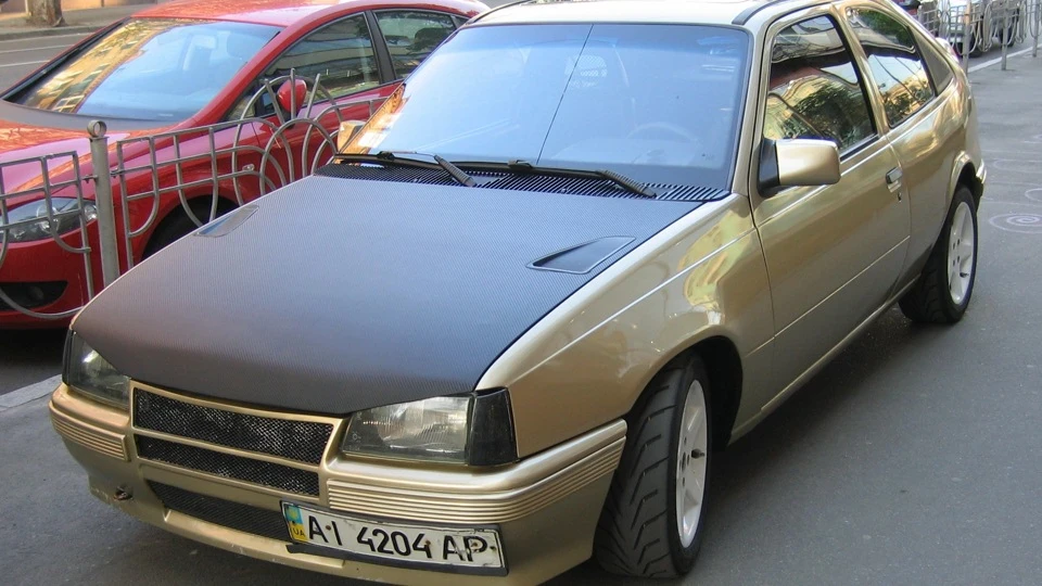 Opel Kadett V6 4