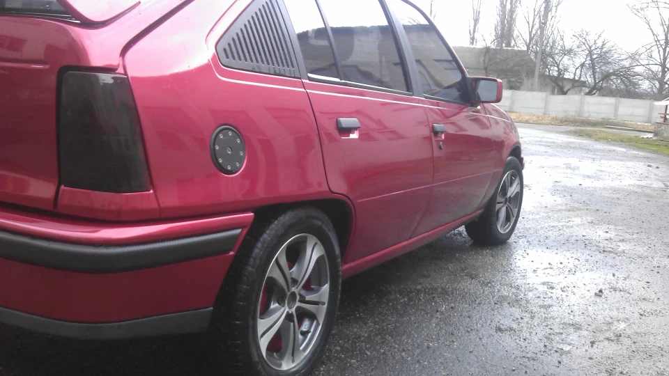 Opel Kadett x25xe 4