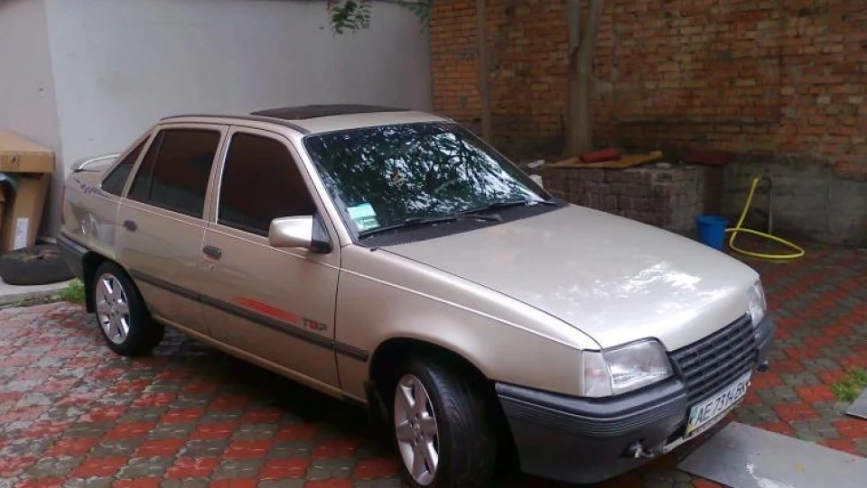 Opel Kadett Жи є! 3