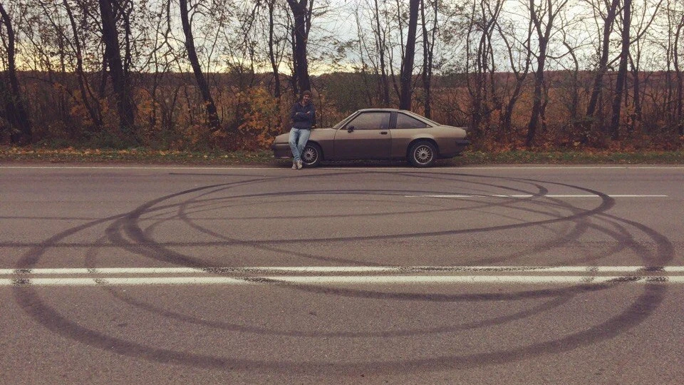 Opel Manta 2.0 турбо 2